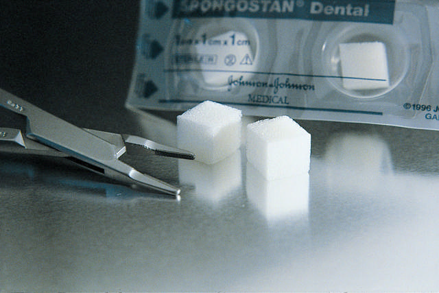 Spongostan steril gelatinesvamp, æske med 24 stk.