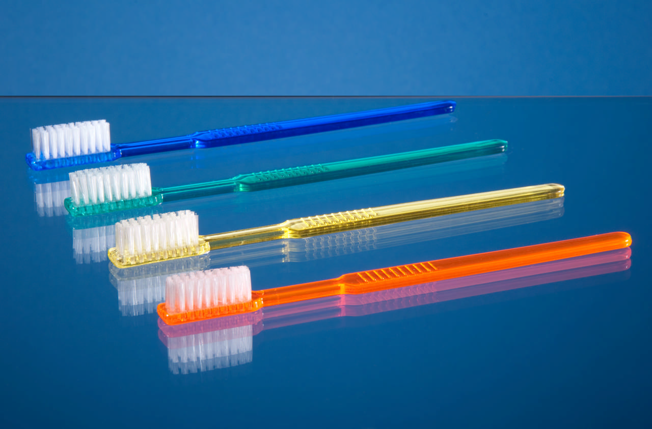 Akzenta Tandbørster, engangs med tandpasta, 100 stk.